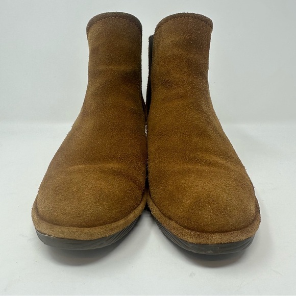 Fly London Phil Chelsea Wedge Ankle Boots - Picture 2 of 9